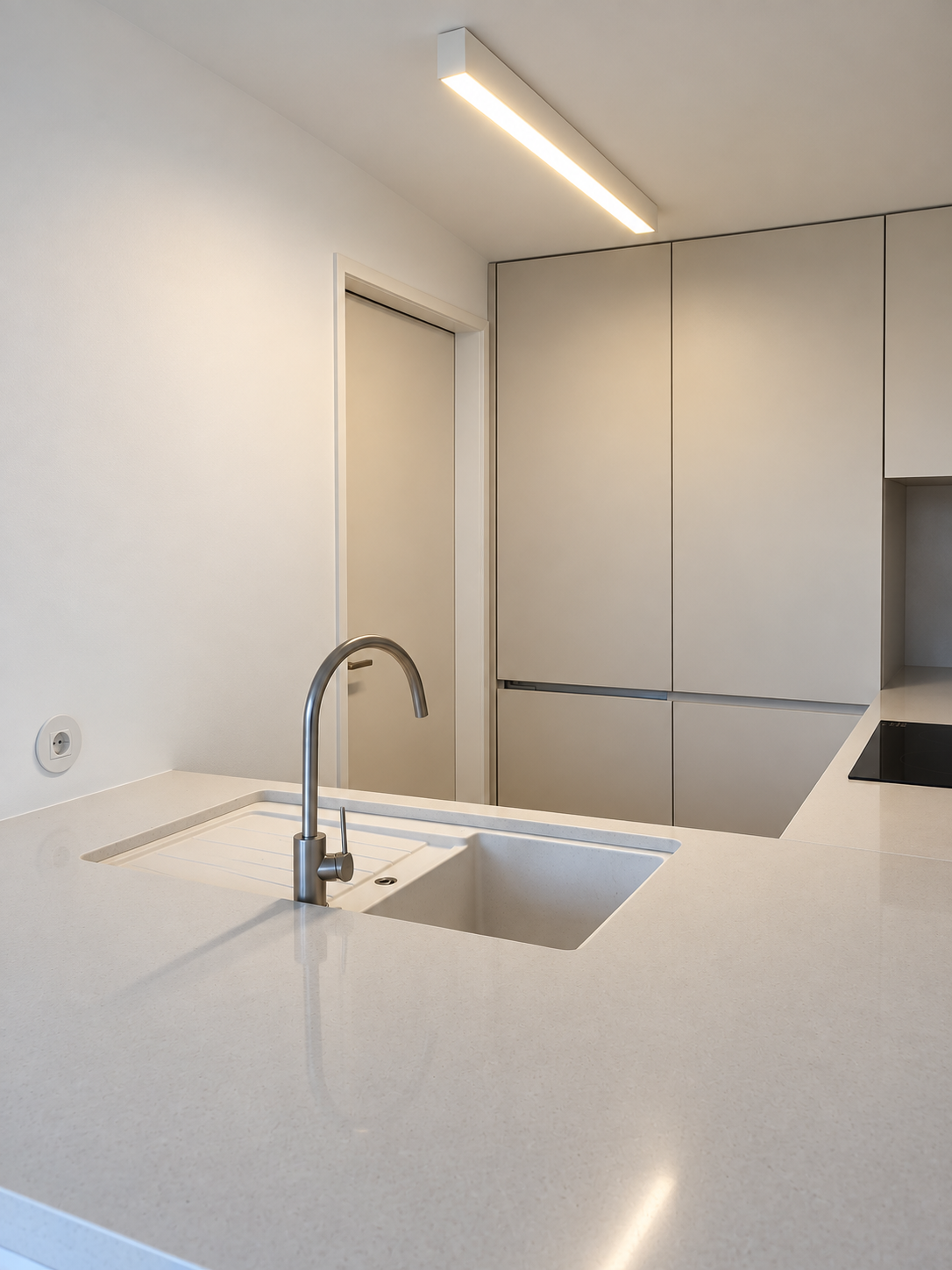 AB84 – interior 6